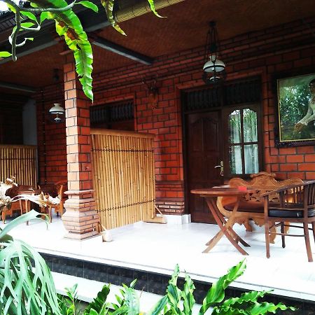 Yumi House Hotel Ubud  Ngoại thất bức ảnh